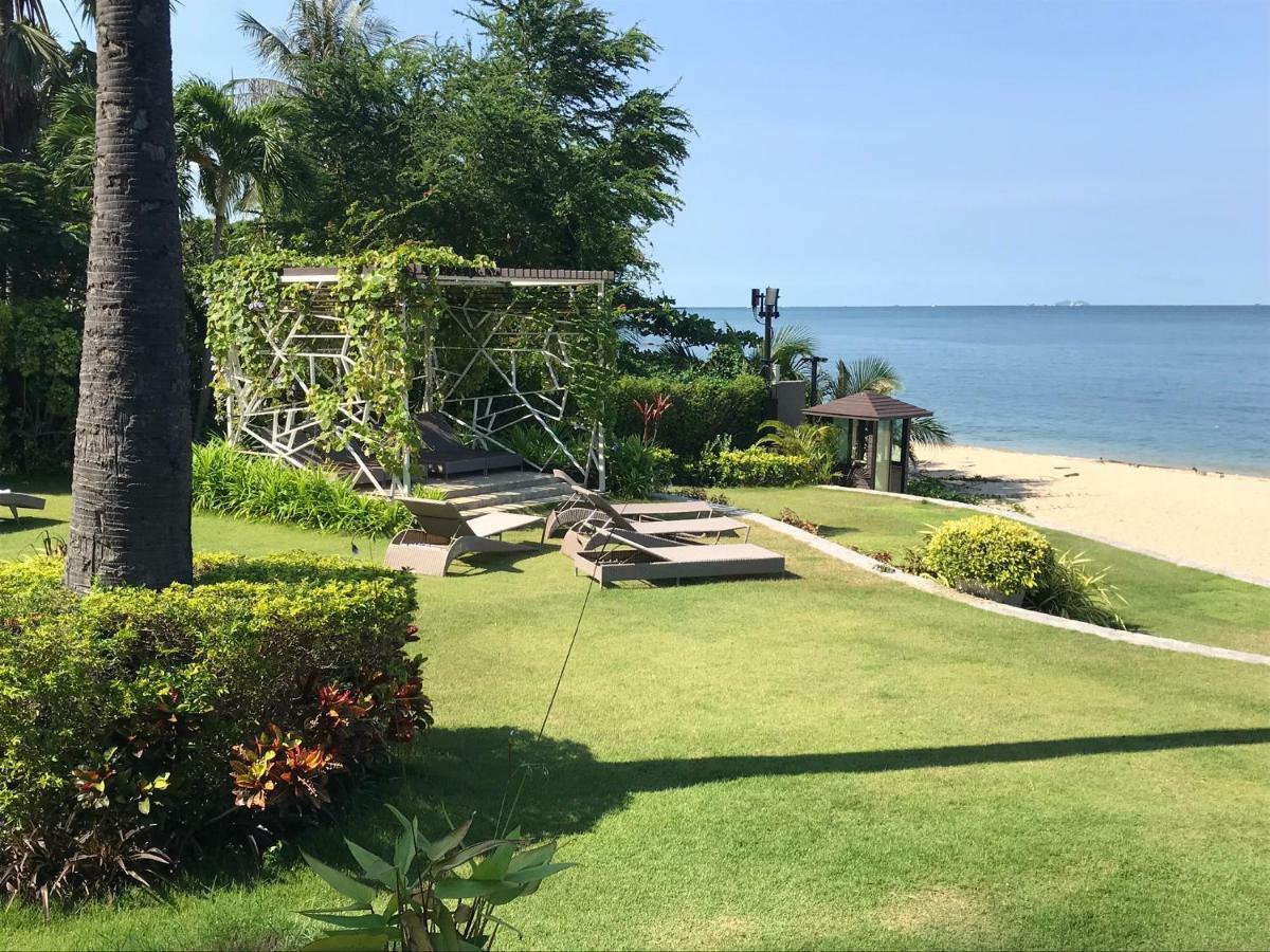 Luxurious Beachfront Pattaya Buitenkant foto